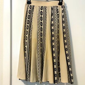 Elegant Beige and Black Patterned Skirt